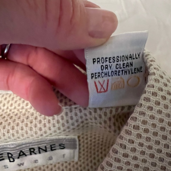 Jhane Barnes Tone on tone patterned short sleeve button down - Picture 4 of 4